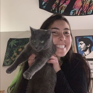 Meet your Posher, Lydia